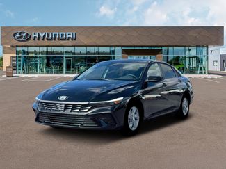 New 2026 Hyundai Elantra SE FWD video 1