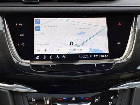 Used 2023 Cadillac XT6 Sport w/ Technology Package image 24