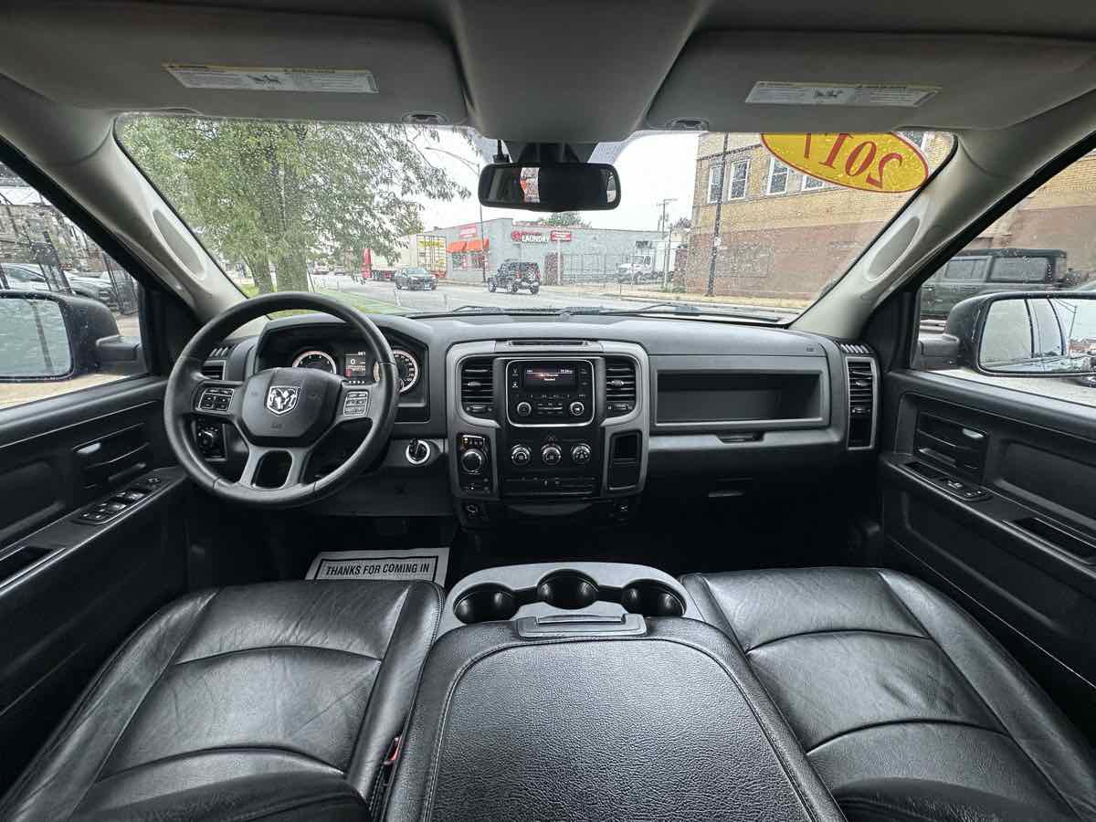 Used 2017 RAM 1500 Express AWD/4WD image 37