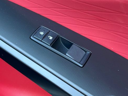 Used 2025 Lexus IS 350 F Sport RWD image 21