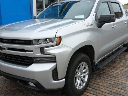 Used 2020 Chevrolet Silverado 1500 RST AWD/4WD image 2