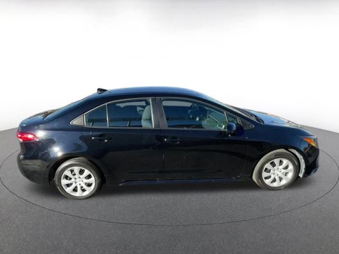 Used 2025 Toyota Corolla LE image 15