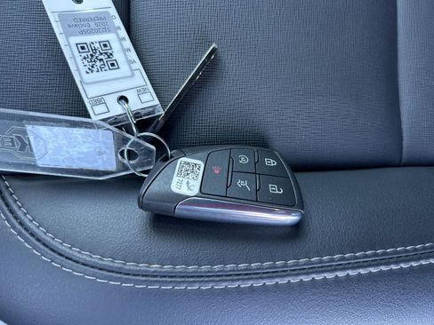 Used 2025 Buick Enclave Preferred image 20