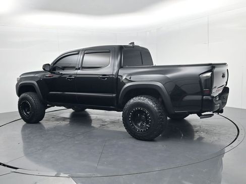 Used 2019 Toyota Tacoma TRD Pro AWD/4WD image 5