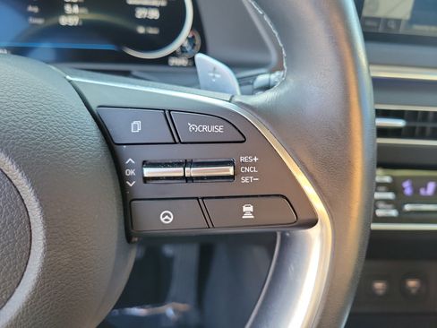 Used 2022 Hyundai Sonata Limited FWD image 19