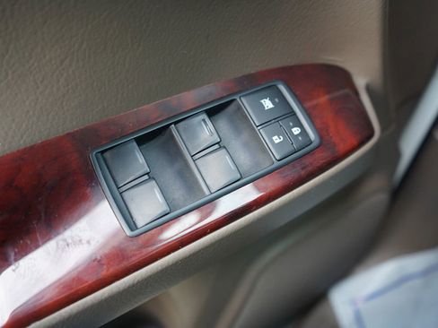 Used 2011 Lexus GX 460 Premium image 16