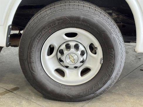 Used 2023 Chevrolet Express 3500 LS RWD image 35