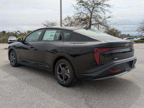 New 2026 Kia K4 FWD image 7