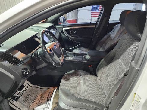 Used 2013 Ford Taurus SEL image 9