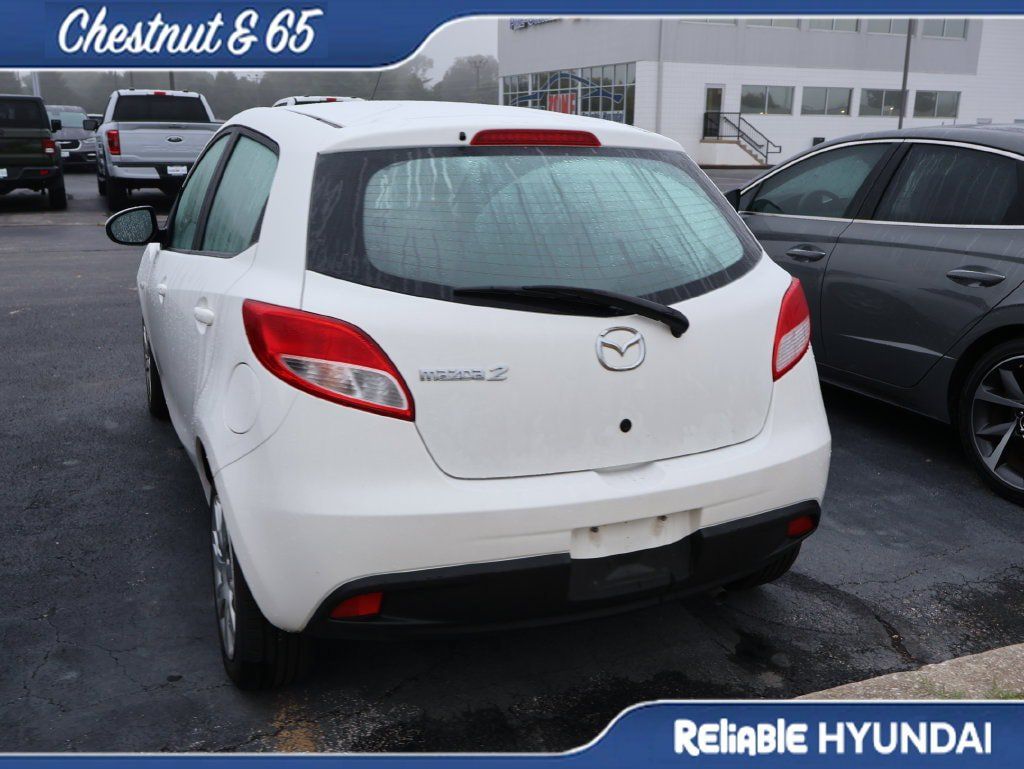 Used 2014 MAZDA MAZDA2 Sport FWD image 16