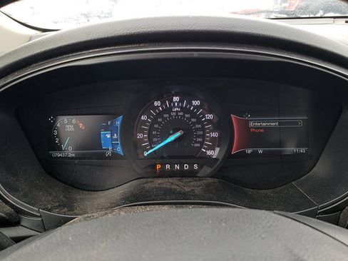 Certified 2018 Ford Fusion SE w/ Equipment Group 201A image 10