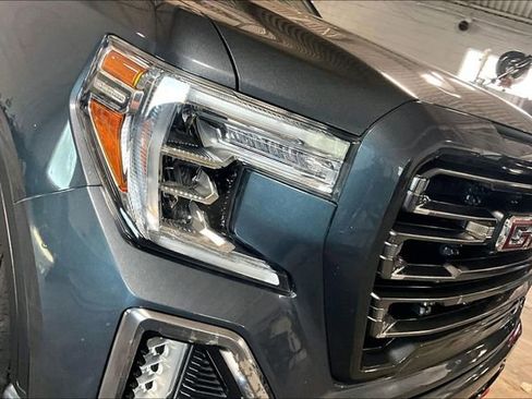 Used 2019 GMC Sierra 1500 AT4 w/ AT4 Premium Package AWD/4WD image 32