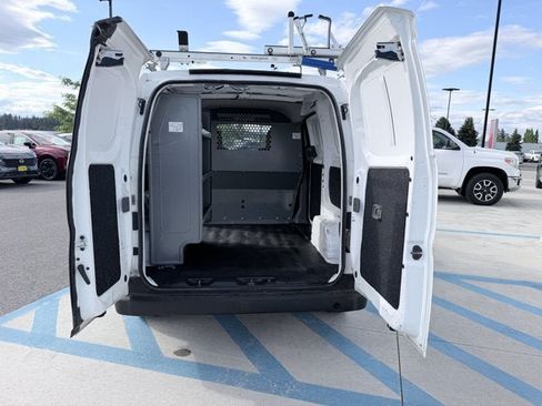 Used 2020 Nissan NV200 S FWD image 9