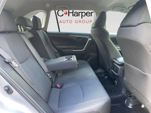 Used 2023 Toyota RAV4 LE AWD/4WD image 12