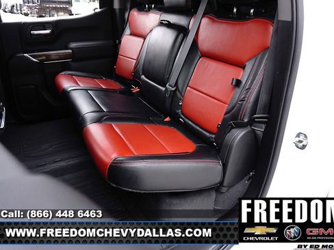 Used 2020 GMC Sierra 1500 Elevation w/ Elevation Value Package image 9