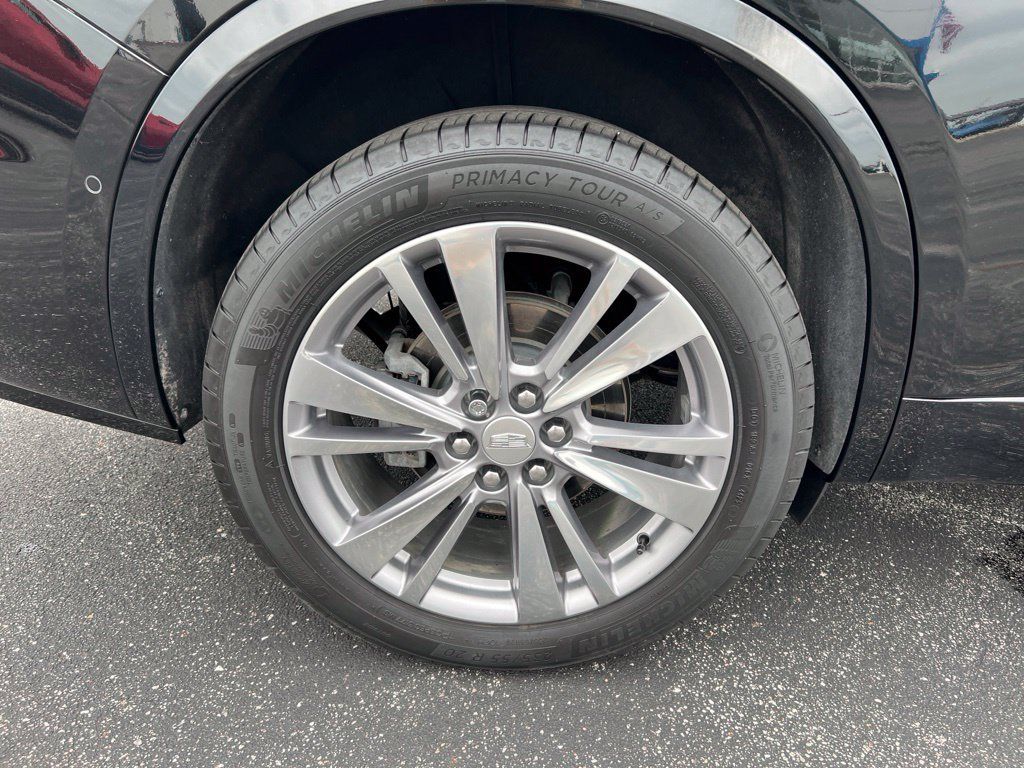 Used 2024 Cadillac XT6 Premium Luxury w/ Technology Package AWD/4WD image 42