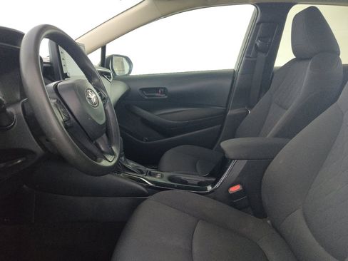 Used 2022 Toyota Corolla LE FWD image 17
