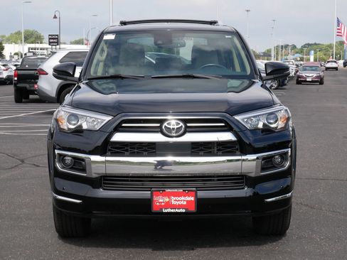 Used 2021 Toyota 4Runner Limited AWD/4WD image 2