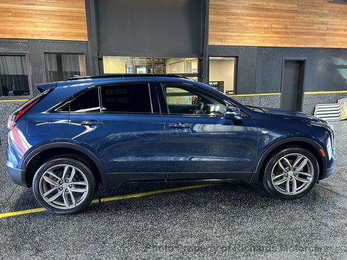 Used 2019 Cadillac XT4 Sport AWD/4WD image 2