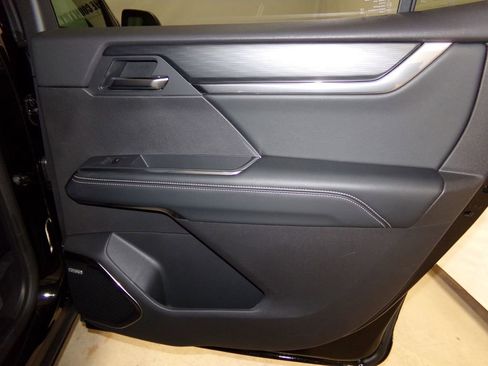 New 2026 GMC Acadia Elevation w/ Elevation Premium Package image 9