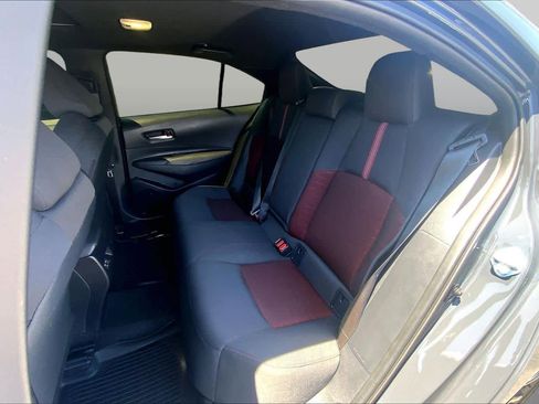 Certified 2025 Toyota Corolla SE w/ SE Premium Package FWD image 20