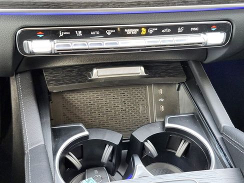 New 2026 Mercedes-Benz GLS 450 4MATIC image 24