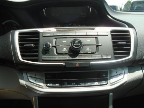 Used 2014 Honda Accord LX image 14