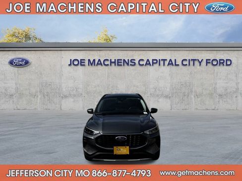 Certified 2023 Ford Escape Active w/ Tech Pack #2 image 8