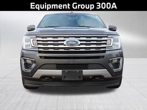 Used 2018 Ford Expedition Limited image 3