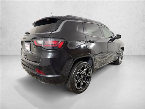 Used 2022 Jeep Compass High Altitude AWD/4WD image 5