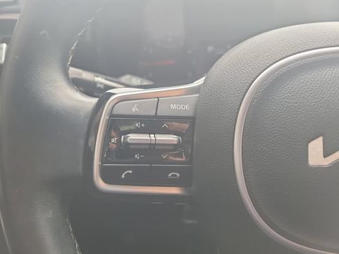 Used 2022 Kia Sorento S w/ Panoramic Sunroof Package FWD image 23