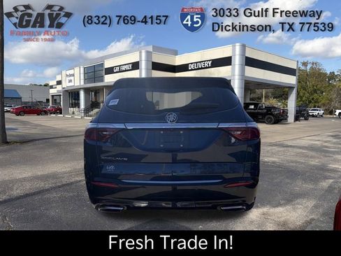 Certified 2023 Buick Enclave Essence image 5