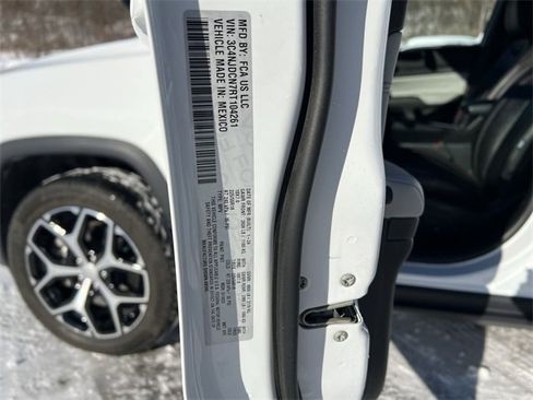 Used 2024 Jeep Compass Limited image 26