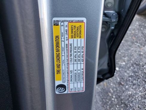 New 2026 Buick Enclave Preferred w/ Power Package image 32