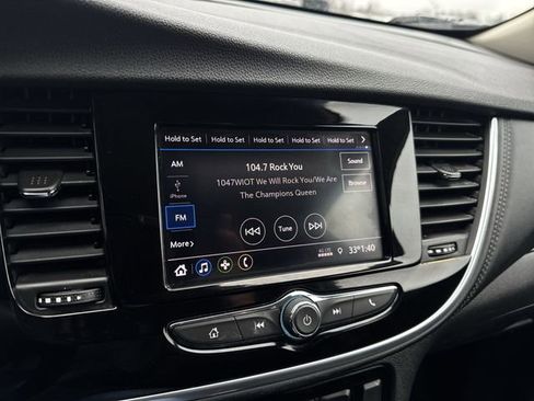 Used 2022 Buick Encore Preferred w/ Safety Package image 13