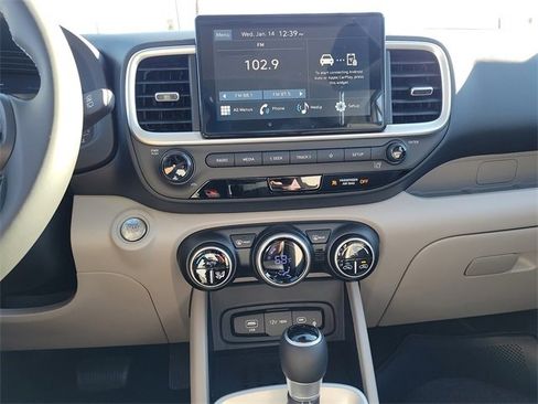 New 2026 Hyundai Venue SEL image 13