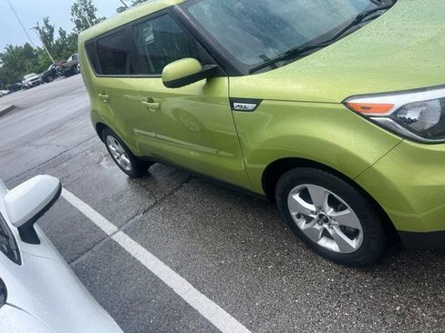 Used 2018 Kia Soul FWD image 6