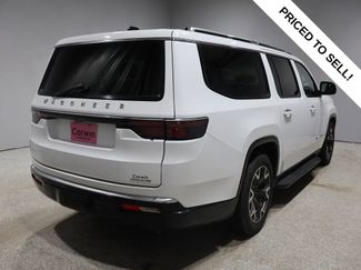Used 2024 Jeep Wagoneer L Series III w/ Flexible Seating Group video 2