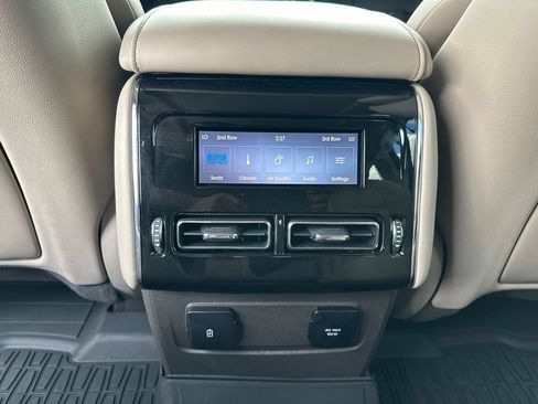 Used 2022 Lincoln Aviator Reserve w/ Equipment Group 201A RWD image 24
