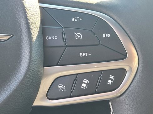 New 2026 Chrysler Pacifica Select image 23