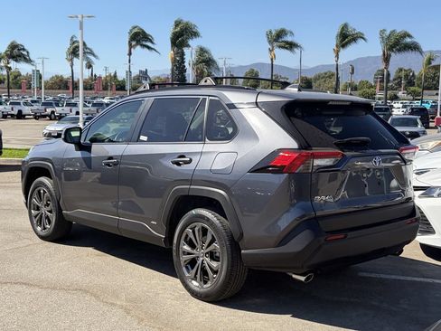 Certified 2023 Toyota RAV4 XLE Premium AWD/4WD image 4
