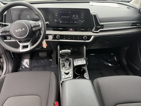 Used 2023 Kia Sportage LX FWD image 14