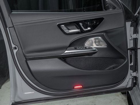 New 2026 Mercedes-Benz E 53 AMG e 4MATIC Sedan image 10