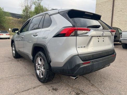 Used 2024 Toyota RAV4 XLE AWD/4WD image 3