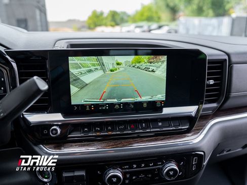 Used 2024 GMC Sierra 1500 SLE image 37