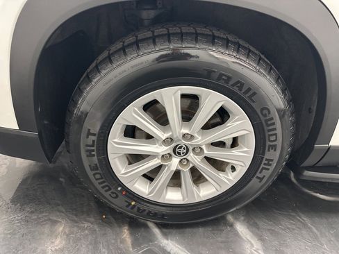 Used 2024 Toyota Grand Highlander XLE image 37