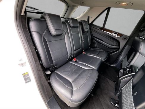 Used 2014 Mercedes-Benz ML 350 4MATIC image 29