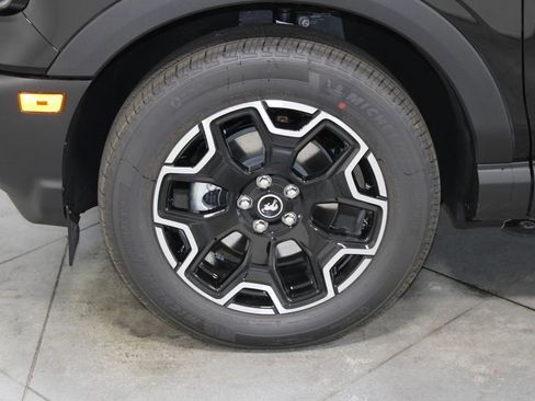 New 2025 Ford Bronco Sport Outer Banks w/ Outer Banks Tech Package+ AWD/4WD image 16