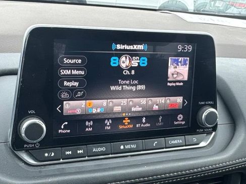 Certified 2023 Nissan Rogue SV FWD image 33