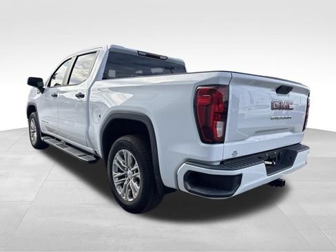 Used 2019 GMC Sierra 1500 2WD Crew Cab w/ Convenience Package image 9
